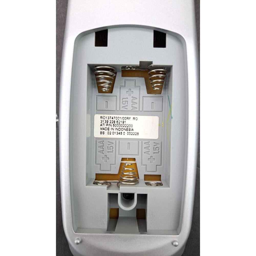 ATI Remote Wonder 2 Wireless PC Remote Control Silver RC13747001 Tested DVD AUX - Picture 3 of 3